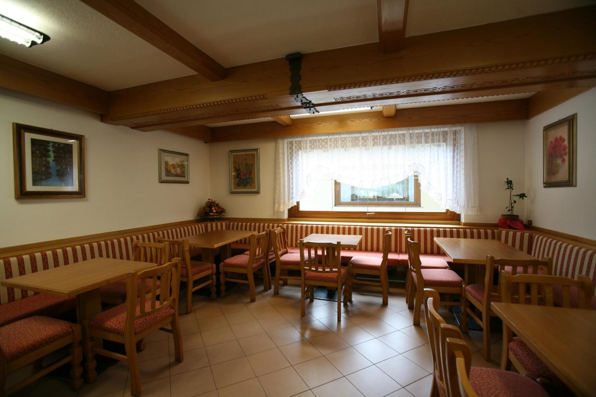 Hotel Sella Ronda Serenella Campitello di Fassa Εξωτερικό φωτογραφία