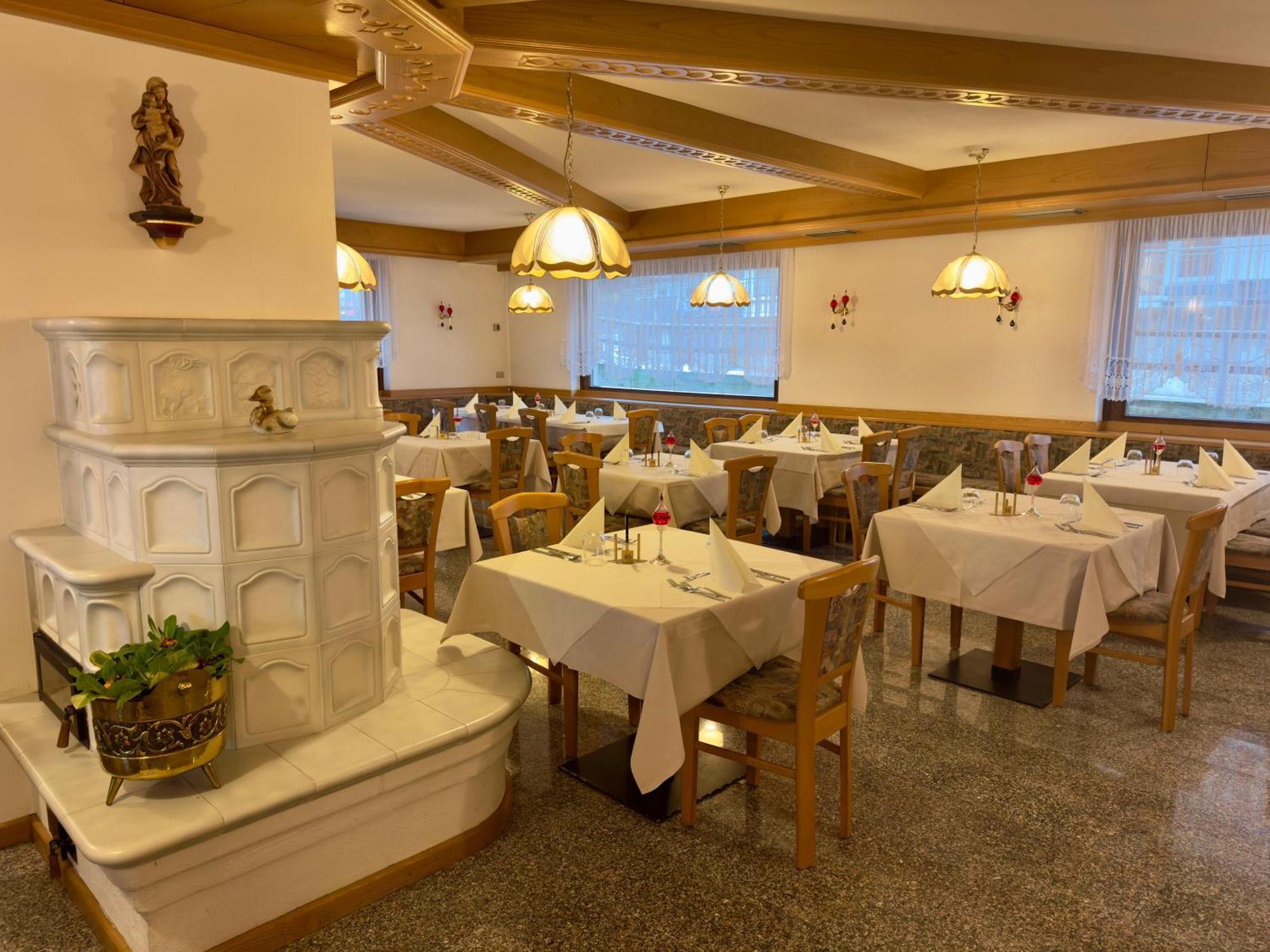 Hotel Sella Ronda Serenella Campitello di Fassa Εξωτερικό φωτογραφία